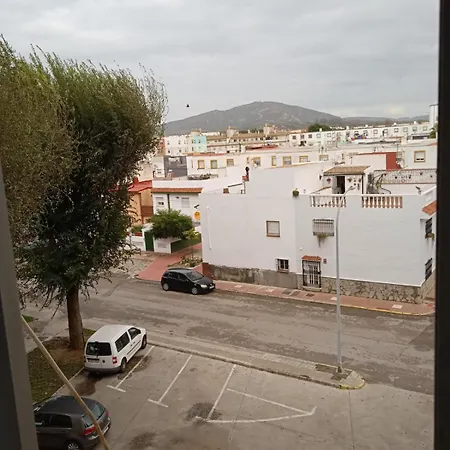Vistas A 3 Paises Y 2 Continentes 1º Linea De Playa A 5 Minutos De Gibraltar Privatunterkunft